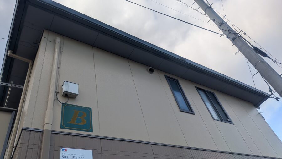 来年の工事に向けた現場調査で安定通信を確認する